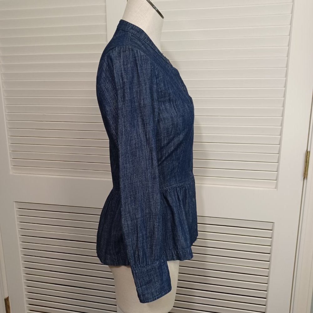 Lucky Brand Top Blue Chambray Denim Snap Front Peplum Top Womens size 4 - Picture 9 of 11